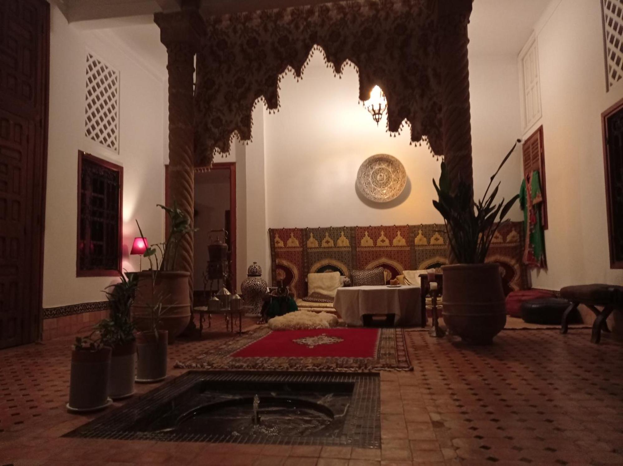 Riad Dar Badiaa 塞尔 外观 照片